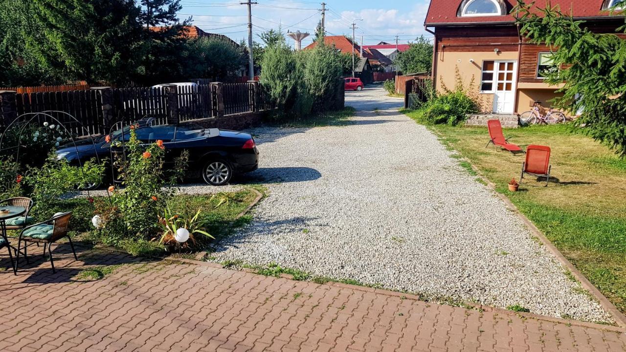 Lend Apartment Csíkszereda Kültér fotó